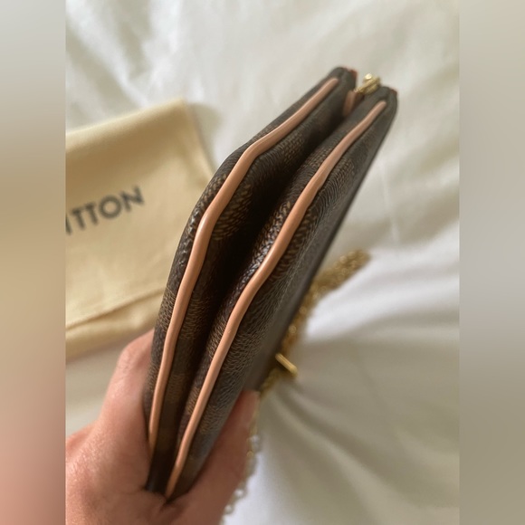 Louis Vuitton Double Zip Pouchette - Picture 9 of 14